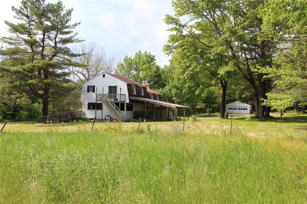 142 East Killingly Road, Foster