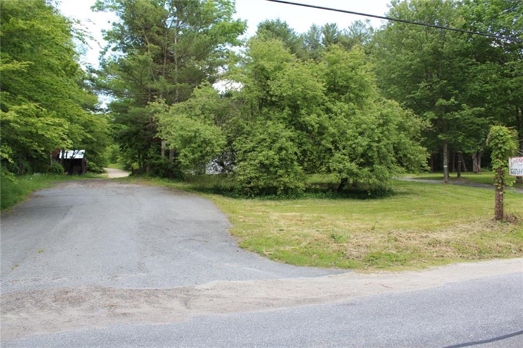 142 East Killingly Road, Foster