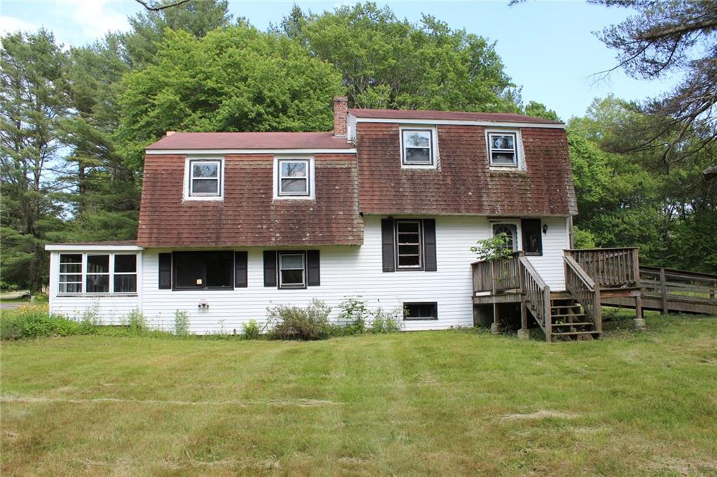 142 East Killingly Road, Foster