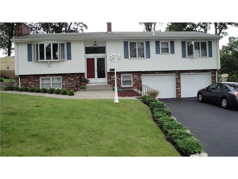 18 Colony Drive, Johnston, RI 02919 MLS 1165579 Lila Delman