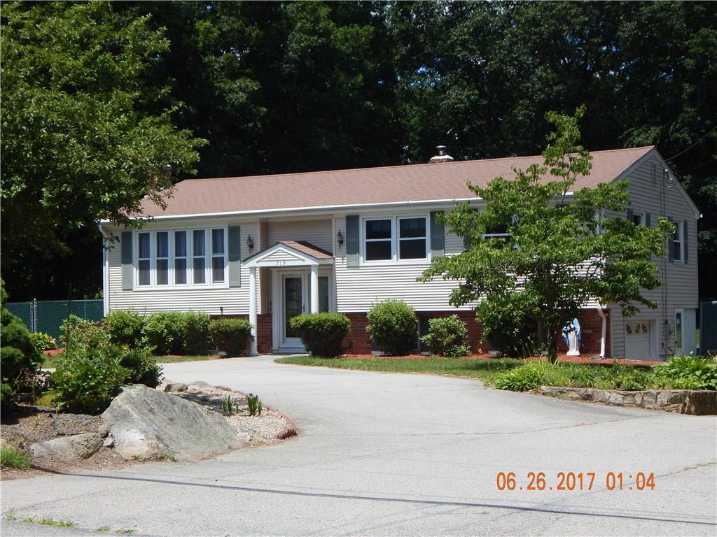 713 Central Avenue, Johnston, RI 02919 MLS 1165612 Lila Delman