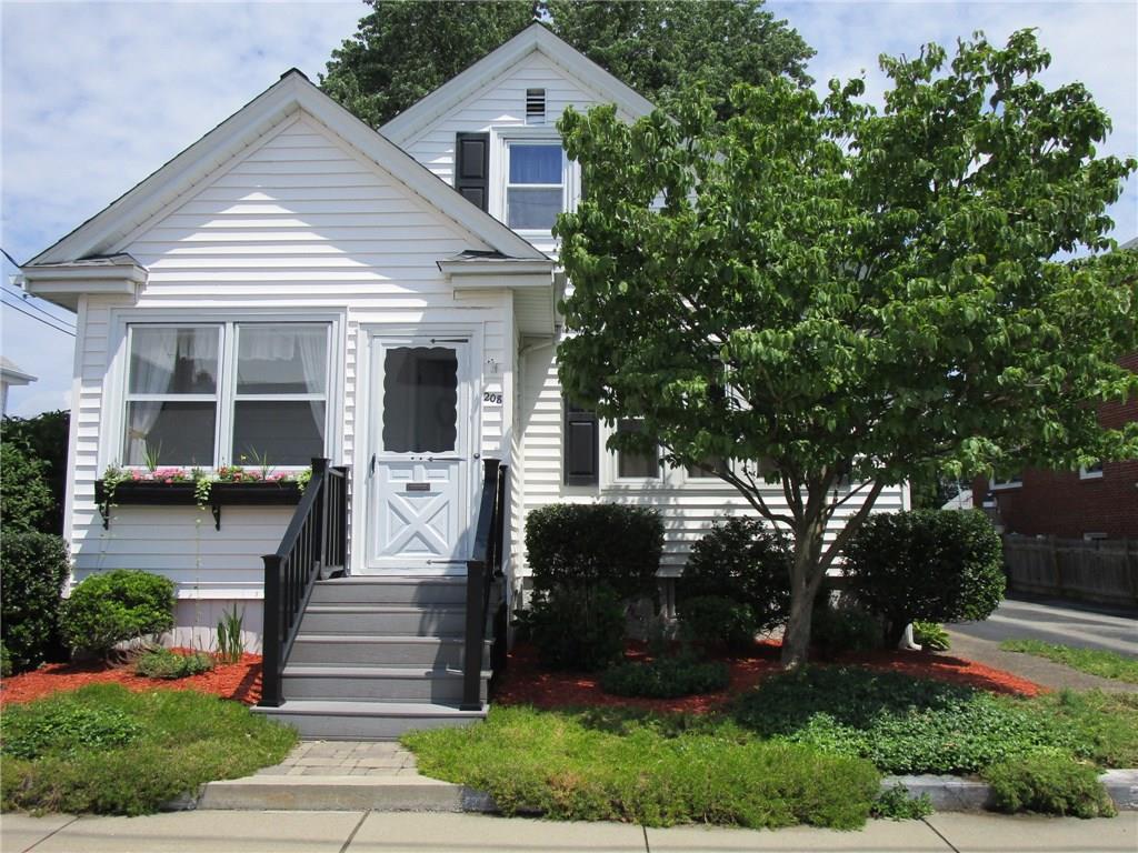 208 Liberty Street, Pawtucket, RI 02861 MLS 1166086 Lila Delman