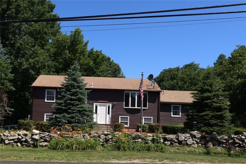 358 East Greenwich Avenue, West Warwick, RI 02893 MLS 1166097 Lila