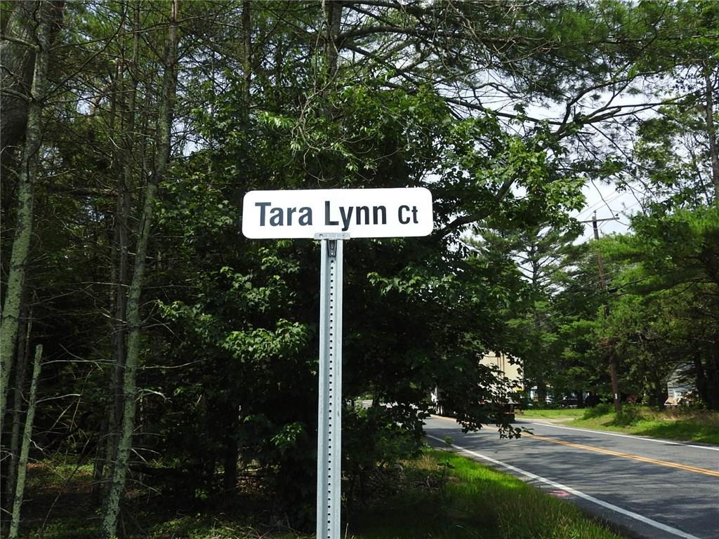 40 Tara Lynn Court, South Kingstown