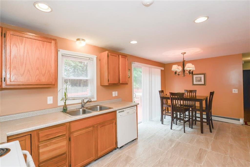 46 Madison Street, Warwick, RI 02888 MLS 1168662 Lila Delman