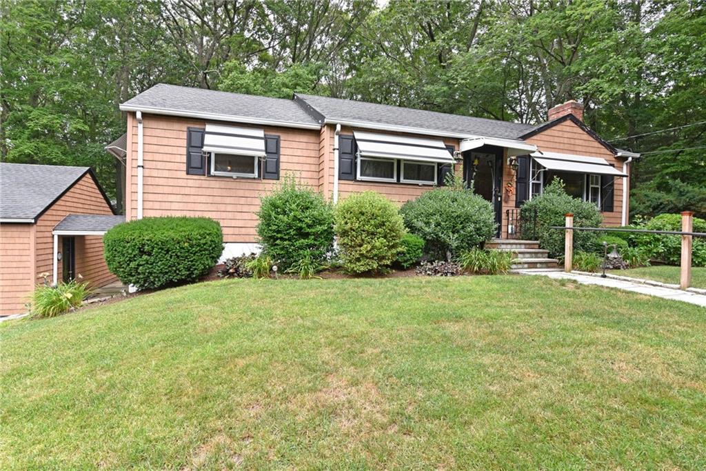 67 Nichols Lane, East Greenwich, RI 02818 MLS 1168827 Lila Delman