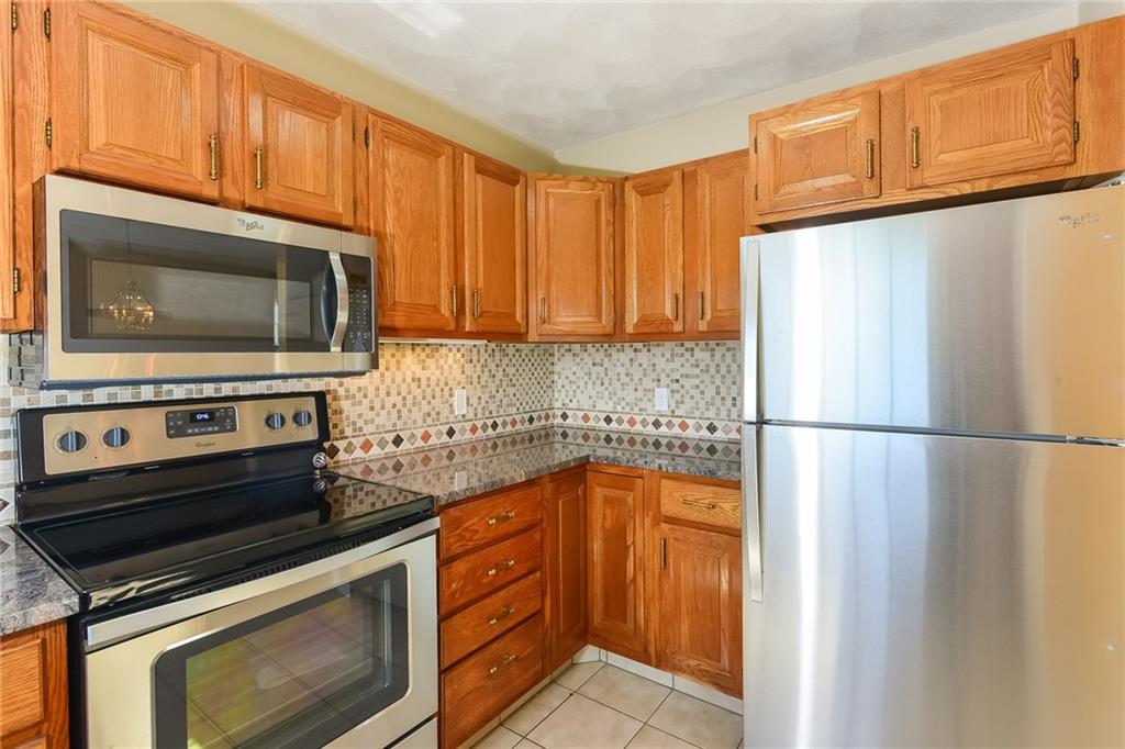 20 Pond Court, Unit#a, North Providence