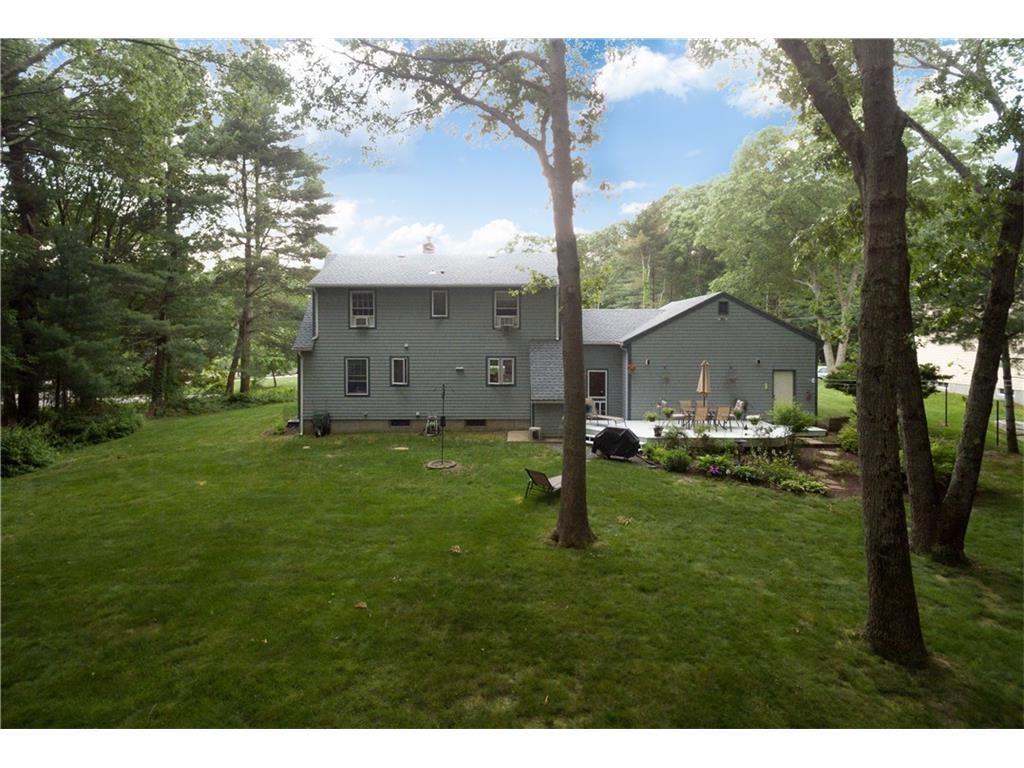 127 Signal Rock Drive, North Kingstown