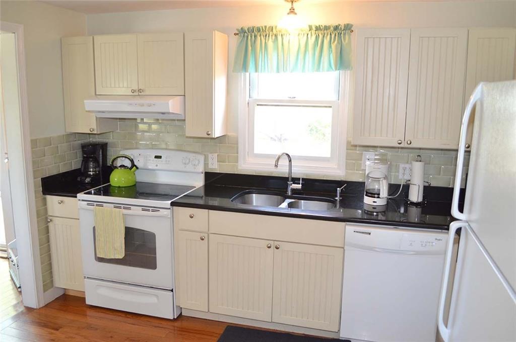 7 Ashton Lane, Narragansett, RI 02882 MLS 1171645 Lila Delman