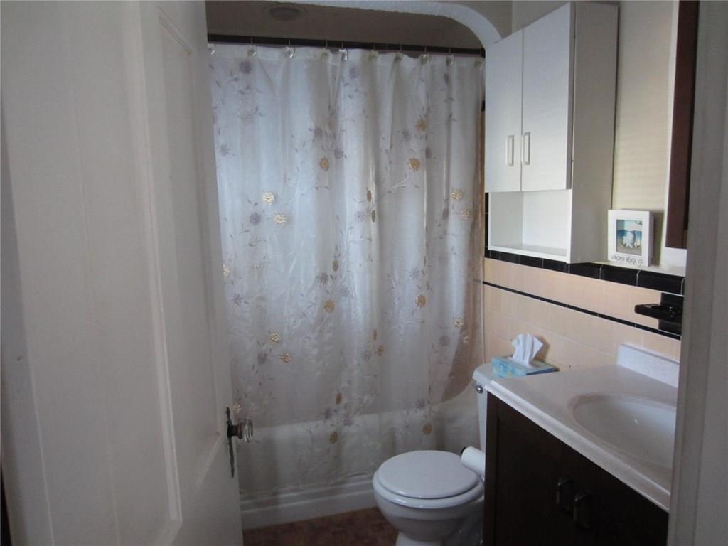 35 Ivanhoe Street, Cranston, RI 02910 MLS 1171654 Lila Delman