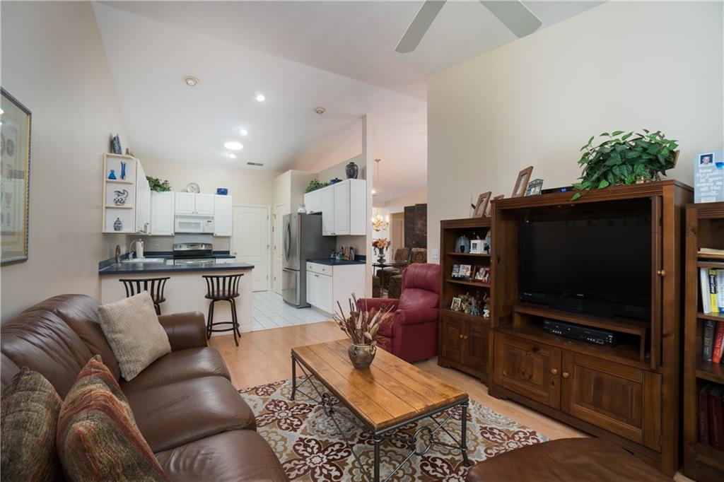 114 Orchard Meadows Drive, Smithfield, RI 02917 MLS 1171821 Lila