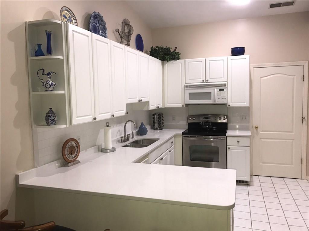 114 Orchard Meadows Drive, Smithfield, RI 02917 MLS 1171821 Lila