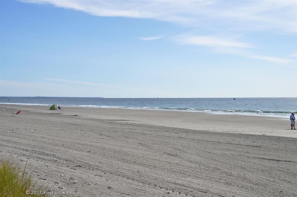 7 Middle Road, Narragansett, RI 02882 MLS 1172090 Lila Delman