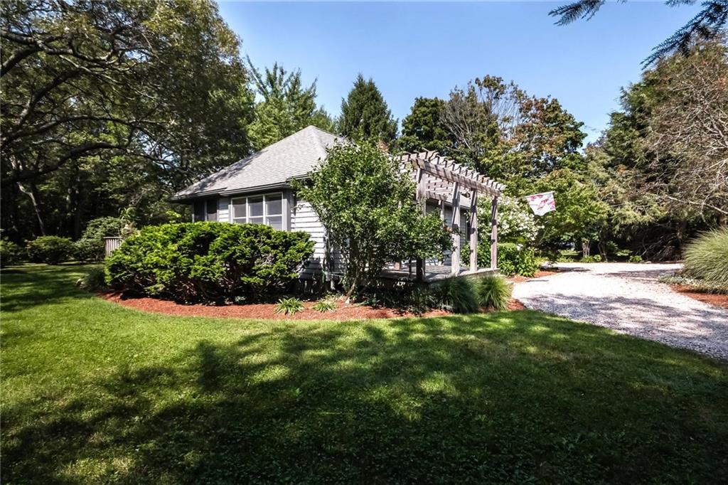 51 Rose Hill Road, North Kingstown
