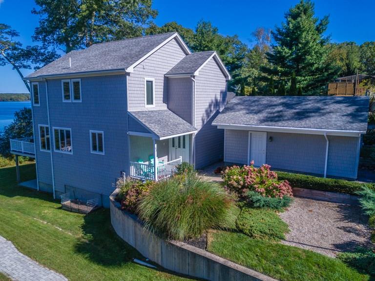 93 Indian Trail S, South Kingstown