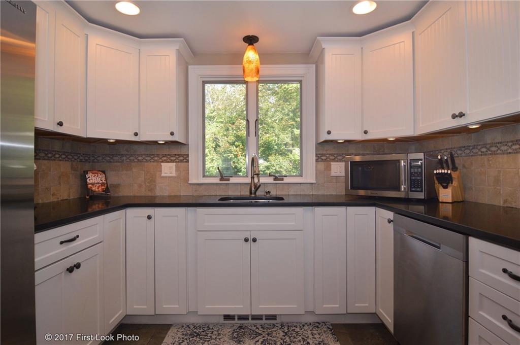 5 Apple Tree Lane, Warwick, RI 02888 MLS 1174283 Lila Delman