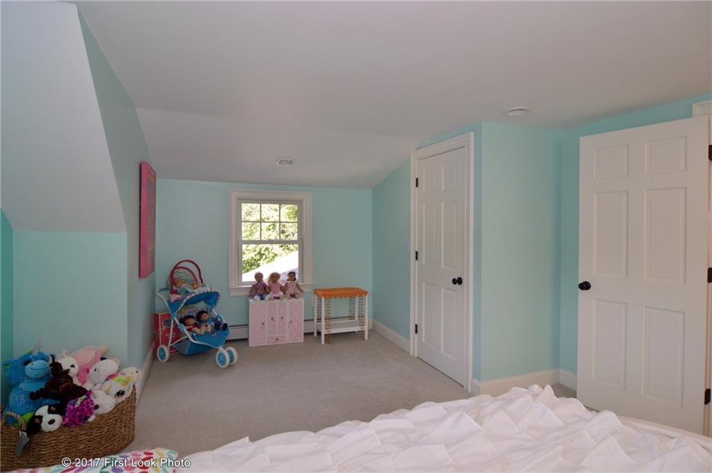 5 Apple Tree Lane, Warwick, RI 02888 MLS 1174283 Lila Delman