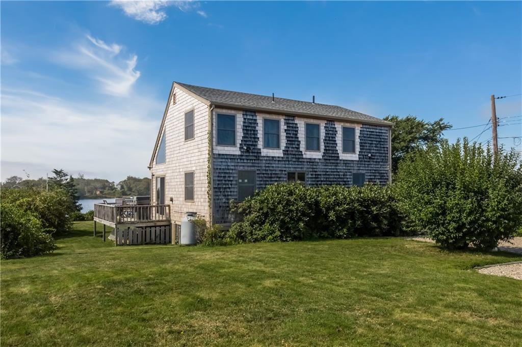 70 Chappell Road, South Kingstown