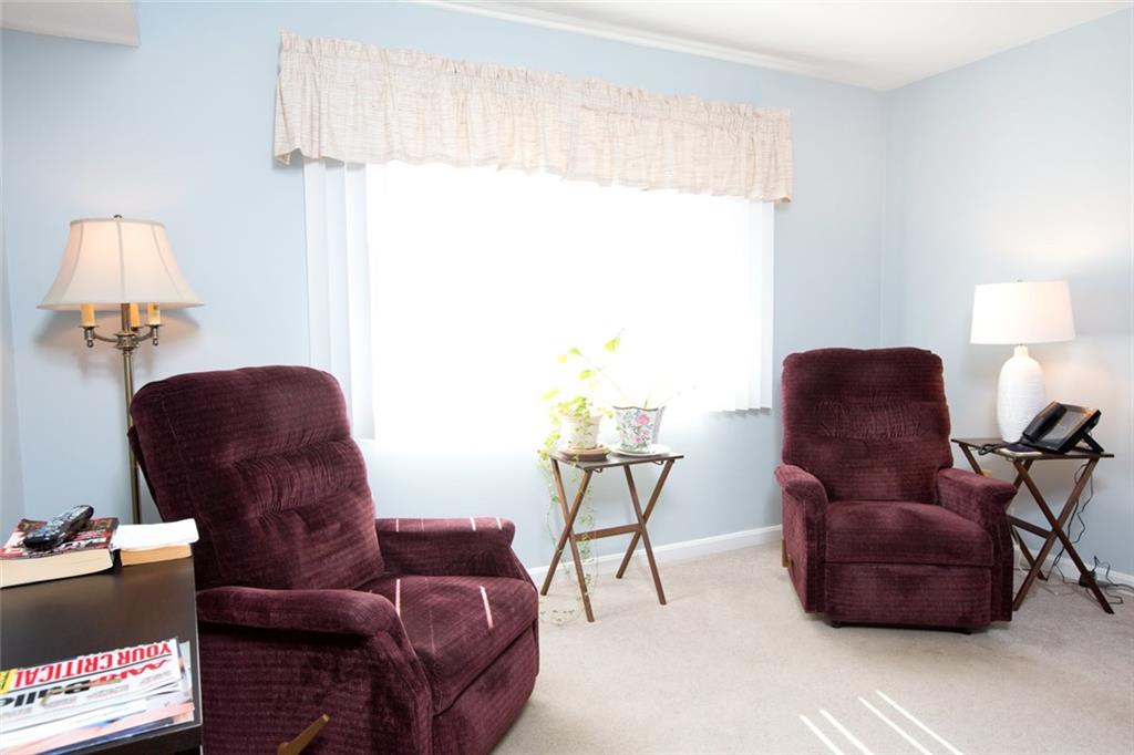 650 East Greenwich Avenue Avenue, Unit7210, West Warwick, RI 02893