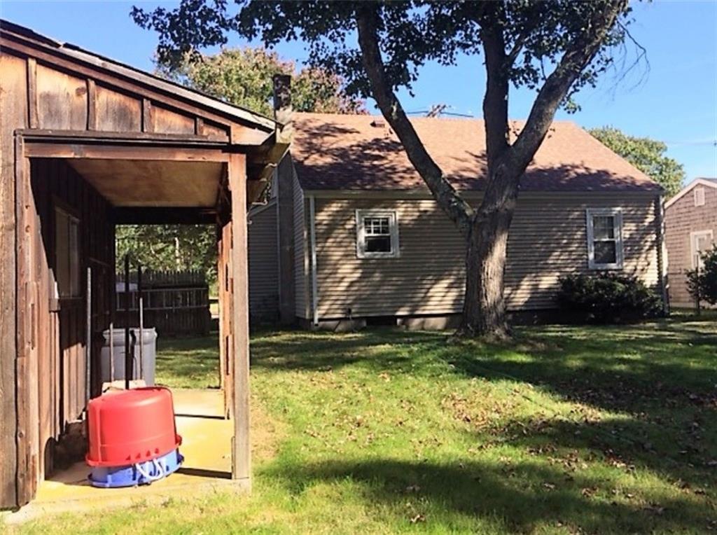 141 Middle Highway, Barrington, RI 02806 MLS 1174962 Lila Delman