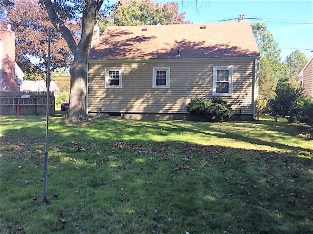 141 Middle Highway, Barrington, RI 02806 MLS 1174962 Lila Delman