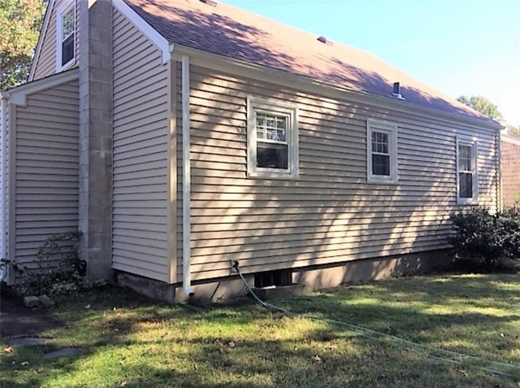 141 Middle Highway, Barrington, RI 02806 MLS 1174962 Lila Delman