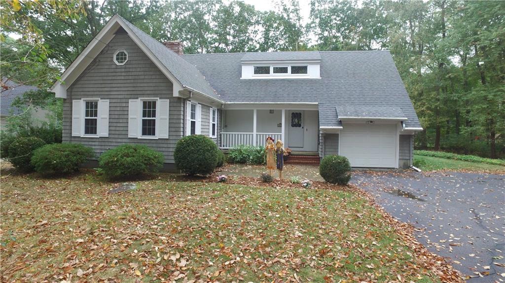 572 Cedar Avenue, East Greenwich, RI 02818 MLS 1175120 Lila Delman