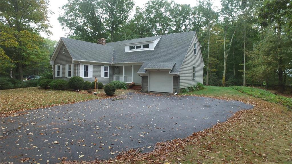 572 Cedar Avenue, East Greenwich, RI 02818 MLS 1175120 Lila Delman