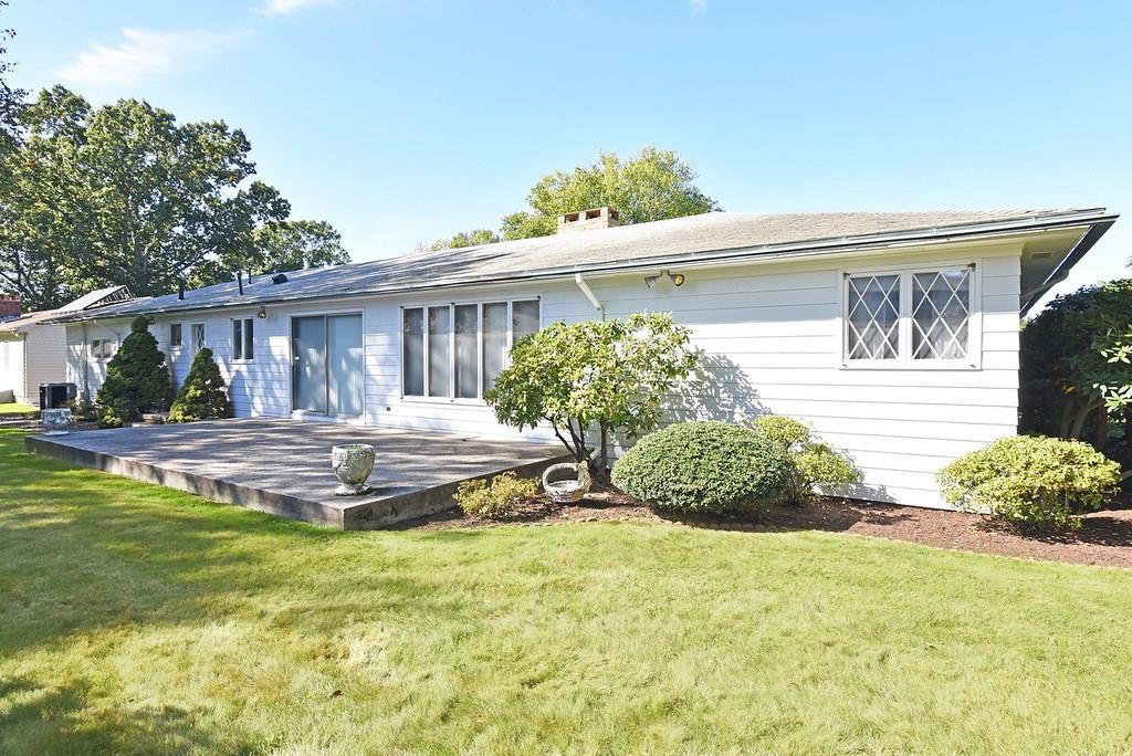 20 West Blue Ridge Road, Cranston, RI 02920 MLS 1175798 Lila Delman