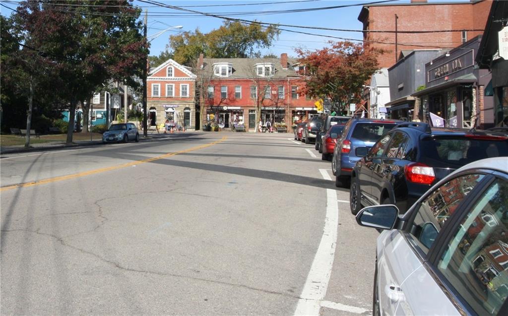 15 17 West Main Street, North Kingstown, RI 02852 MLS 1176195 Lila