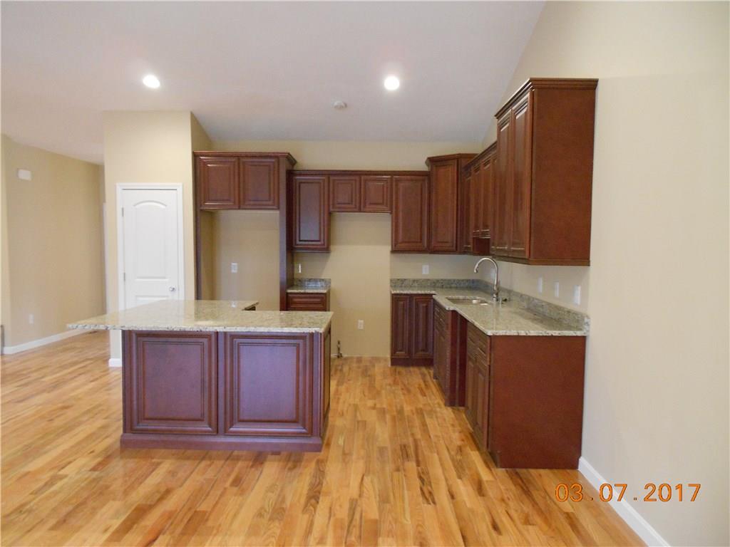 9 - B Morgan Lane, Unit#18, Smithfield