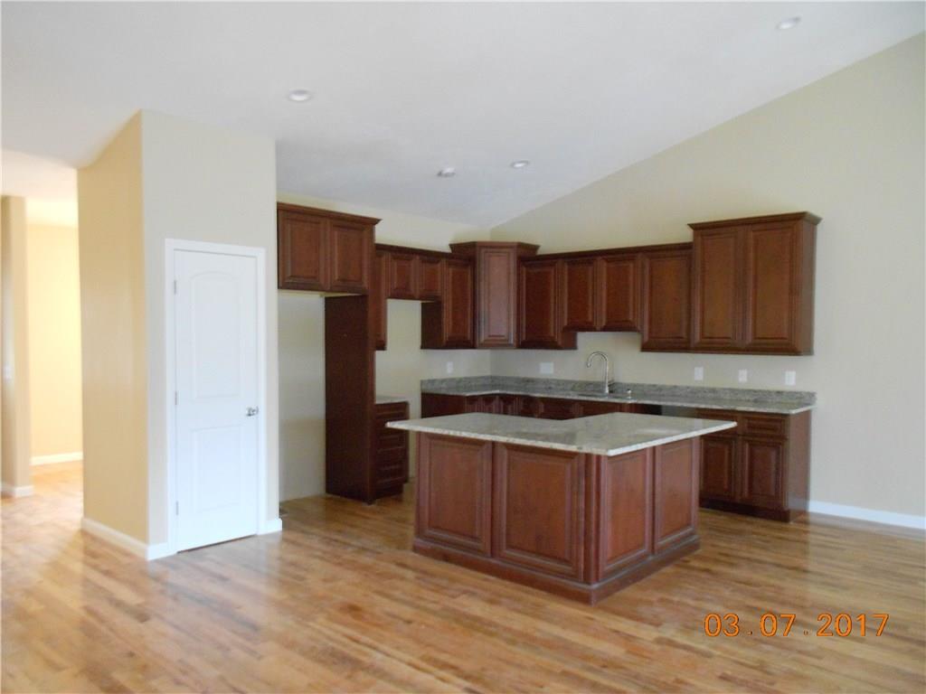 9 - B Morgan Lane, Unit#18, Smithfield
