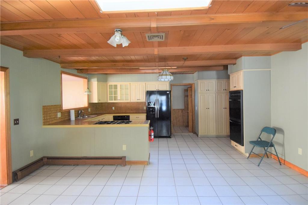 2 Grove Avenue, North Providence, RI 02911 MLS 1176966 Lila Delman