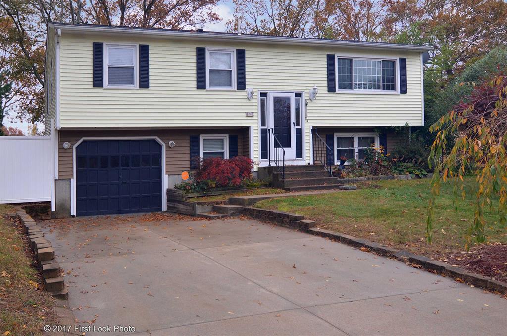 150 Acorn Lane, West Warwick, RI 02893 MLS 1177232 Lila Delman