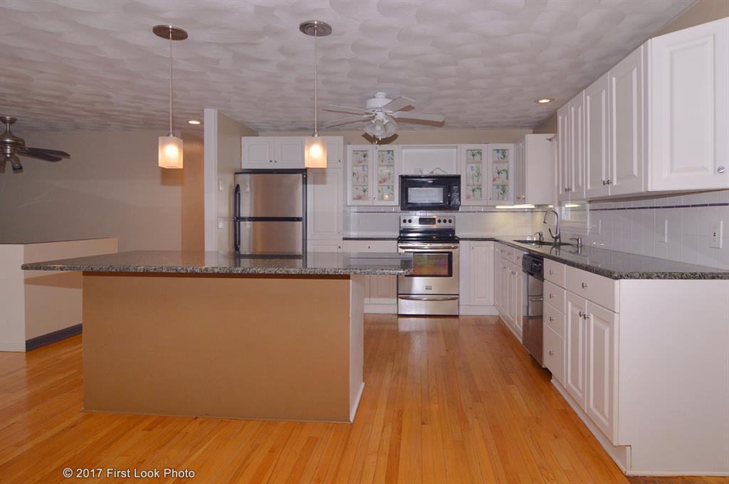 150 Acorn Lane, West Warwick, RI 02893 MLS 1177232 Lila Delman