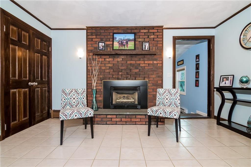 20 Holiday Drive, Lincoln, RI 02865 MLS 1177517 Lila Delman