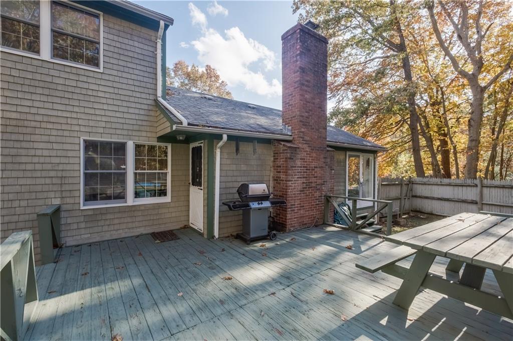 226 Rollingwood Drive, North Kingstown