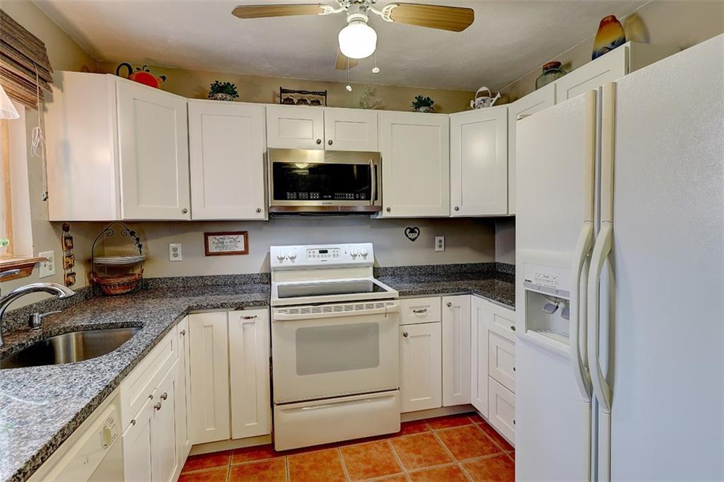 64 Governors Hill, West Warwick, RI 02893 MLS 1179840 Lila Delman