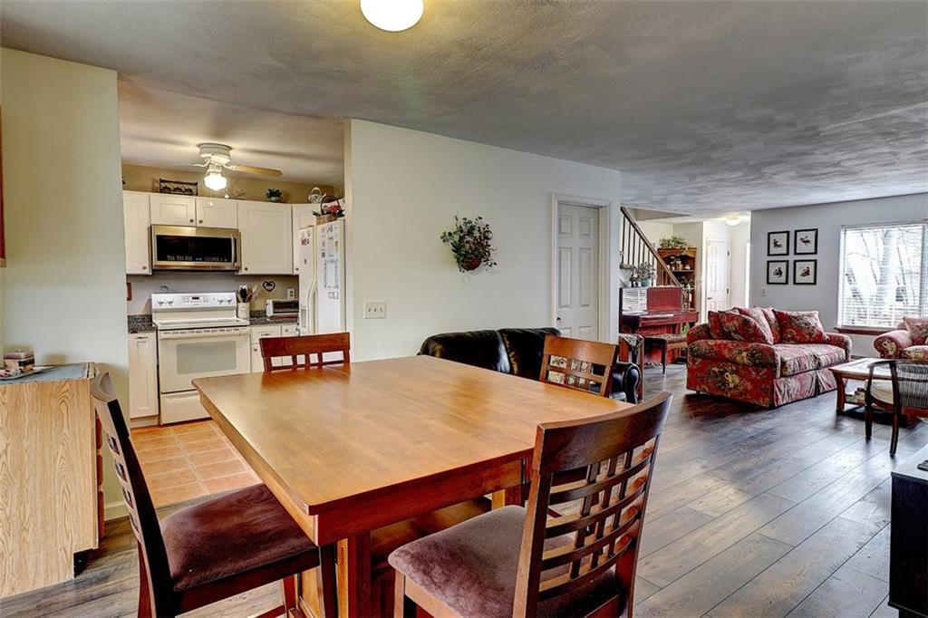 64 Governors Hill, West Warwick, RI 02893 MLS 1179840 Lila Delman