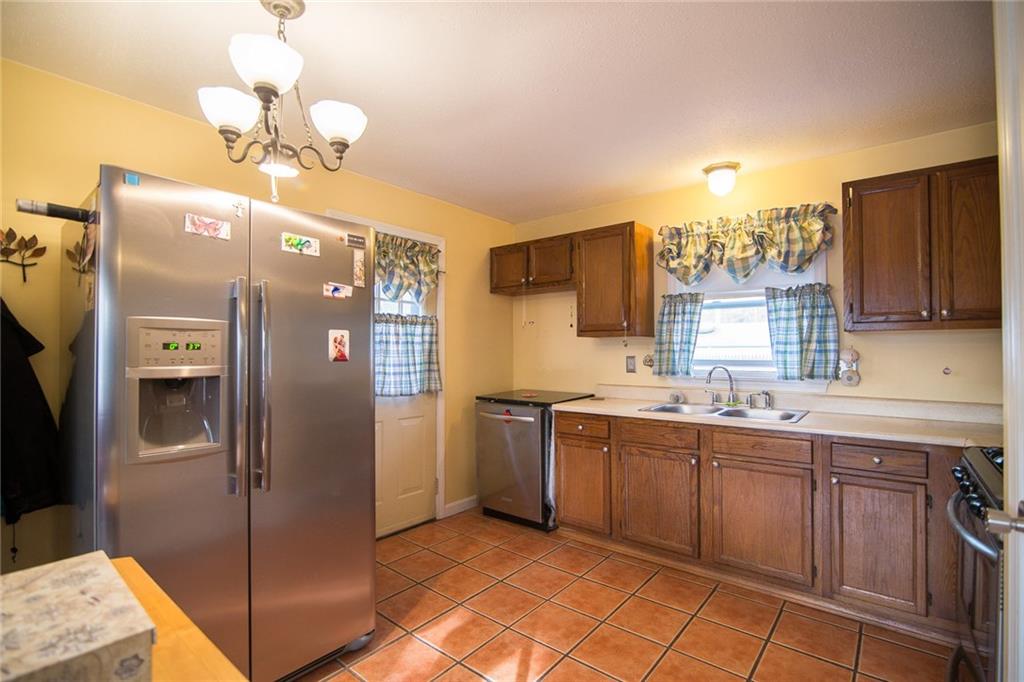 20 Taylor Avenue, East Providence, RI 02915 MLS 1180155 Lila Delman