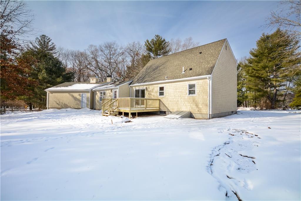 18 Evergreen Road, Glocester