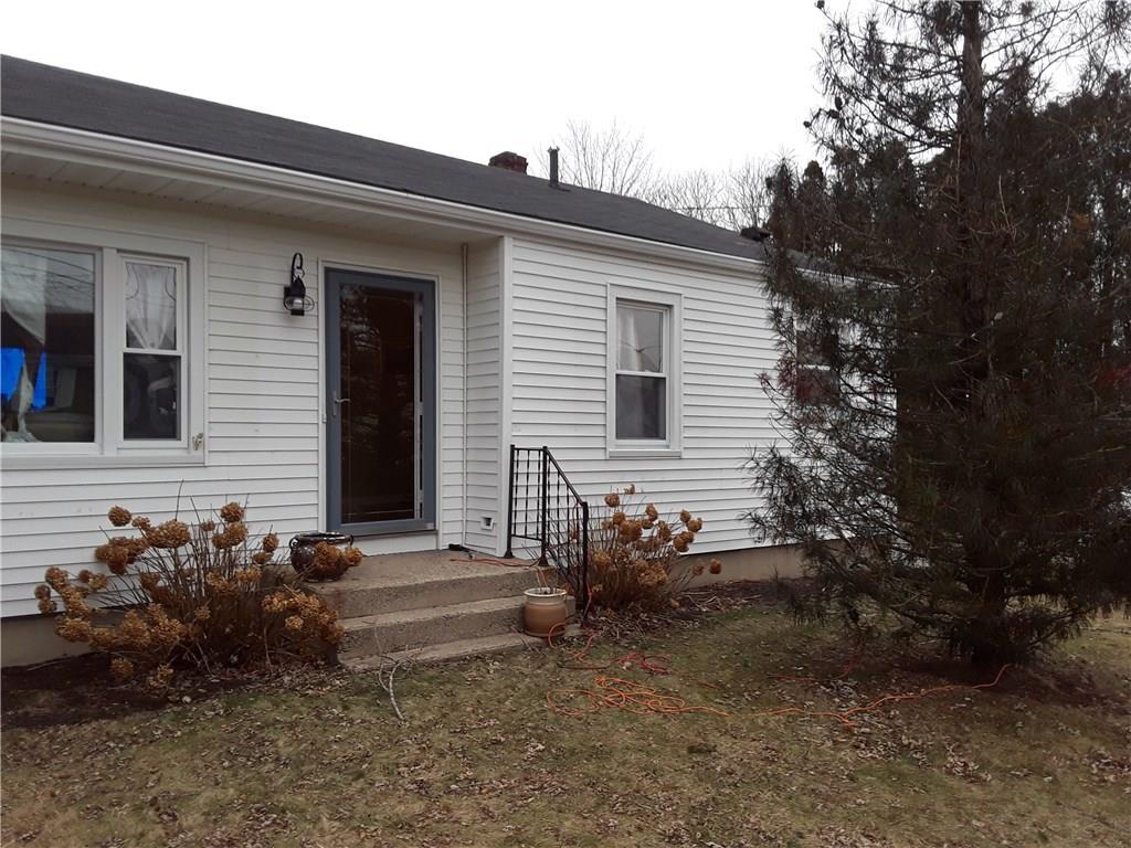 11 Roy Avenue, Middletown, RI 02842 MLS 1180413 Lila Delman