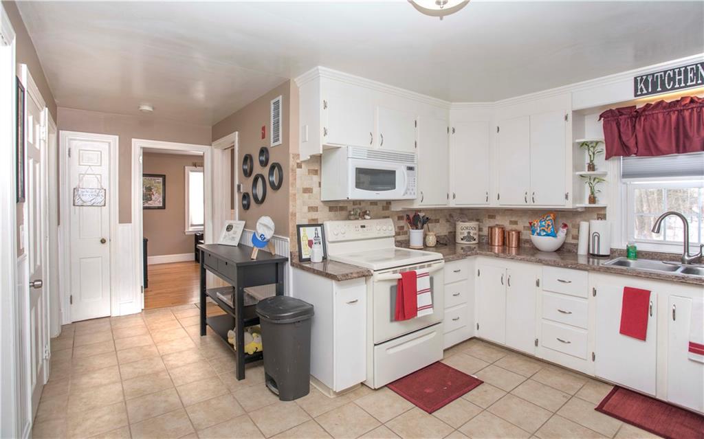 181 Cole Street, Seekonk, MA 02771 MLS 1180529 Lila Delman