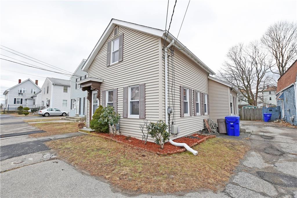 223 Sutton Avenue, East Providence