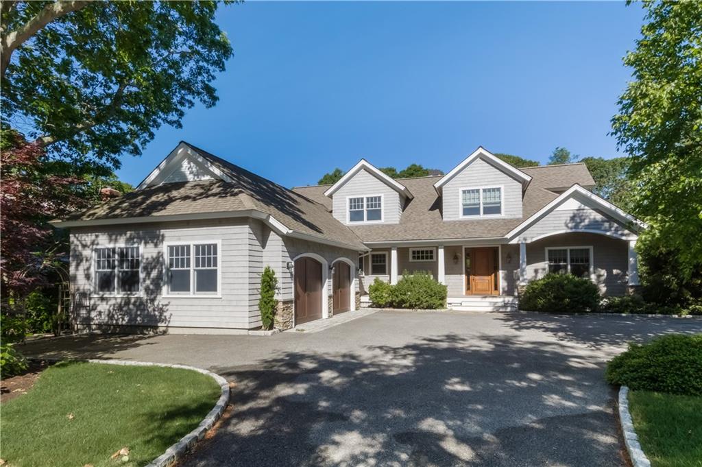 47 Lands End Drive, North Kingstown