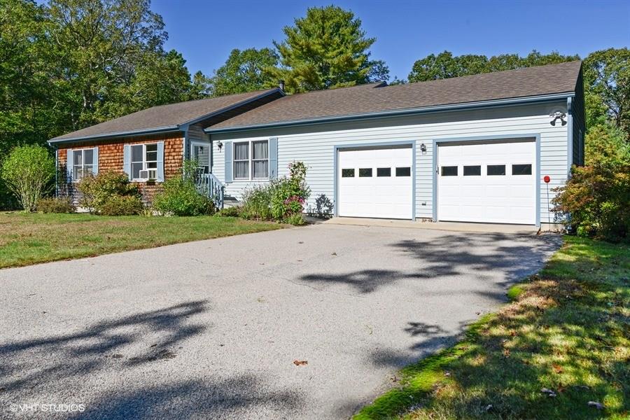 729 Shannock Road, South Kingstown