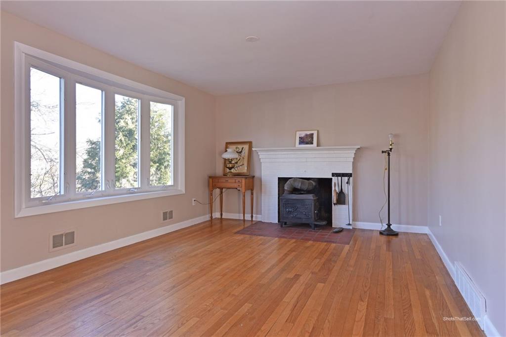 66 Clearview Drive, North Kingstown, RI 02852 MLS 1182808 Lila Delman