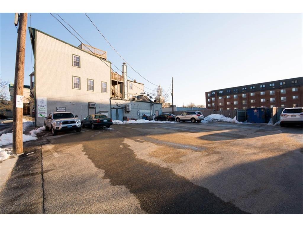 108 Broadway, Unit#3c, Newport