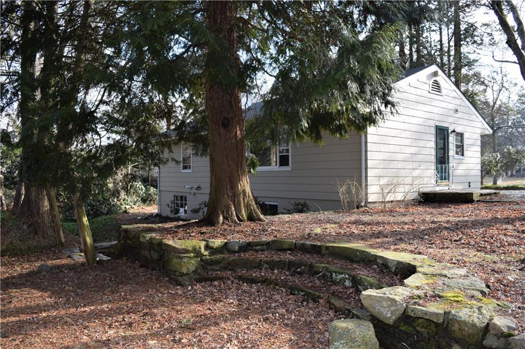 199 South Pierce Road, East Greenwich, RI 02818 MLS 1183364 Lila Delman