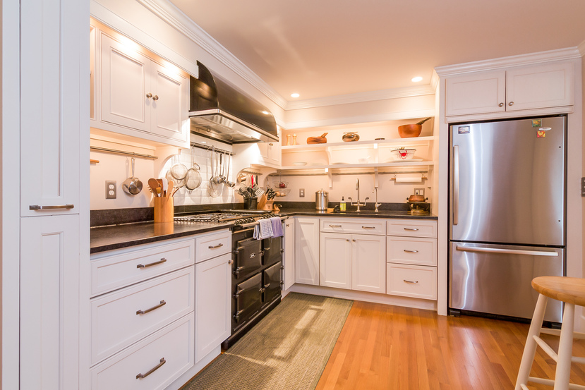 TOP 5 KITCHENS: LISTINGS BETWEEN $600,000 AND $1,000,000